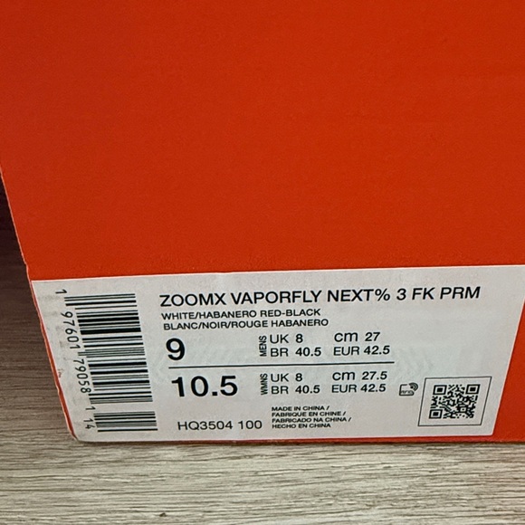 Nike Vaporfly 3 Men’s 9/Women’s 10.5 LIKE NEW - Picture 8 of 11